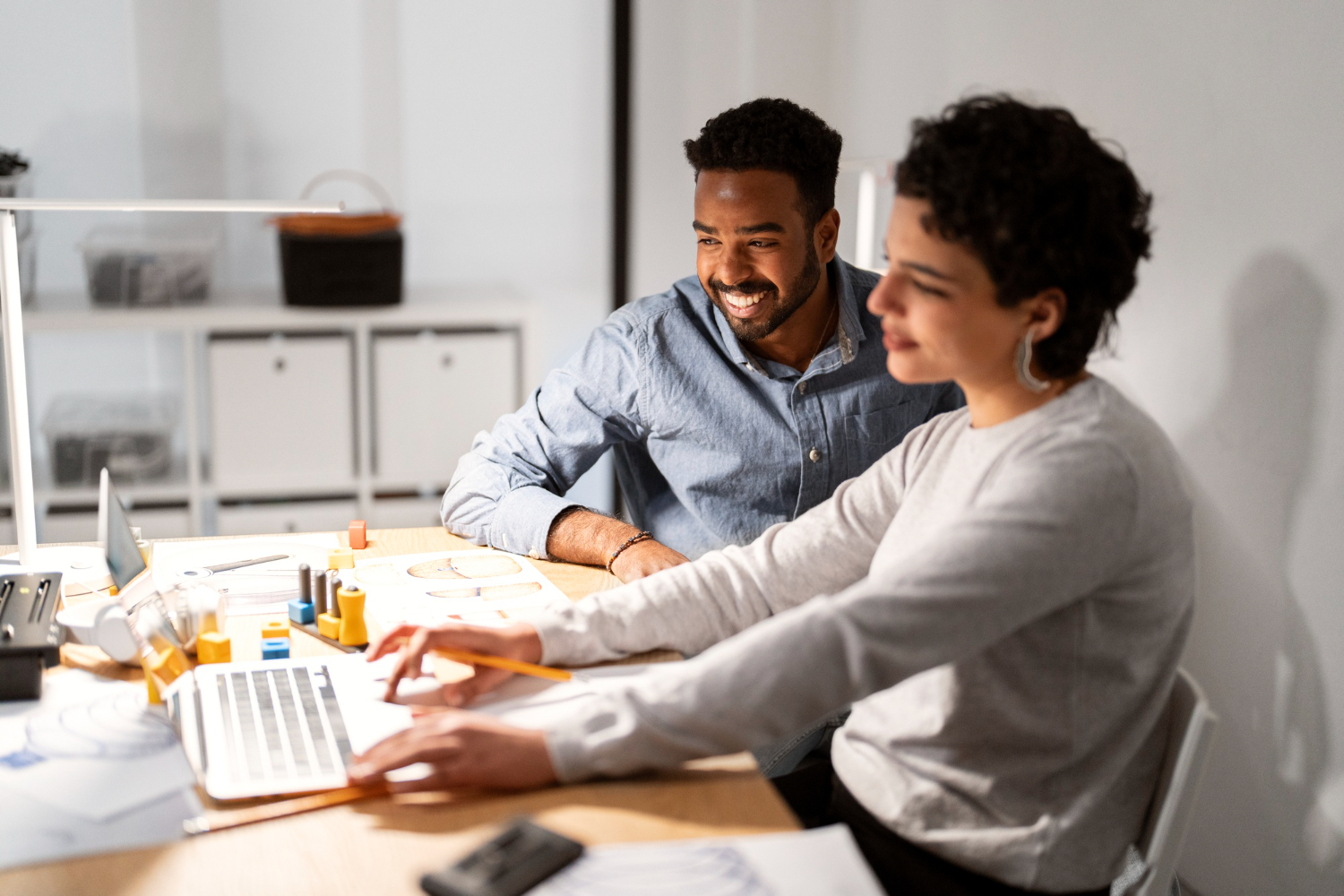 young-business-owners-hf